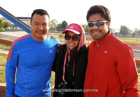 22012013 ENRIQUE , Liz y Josa.