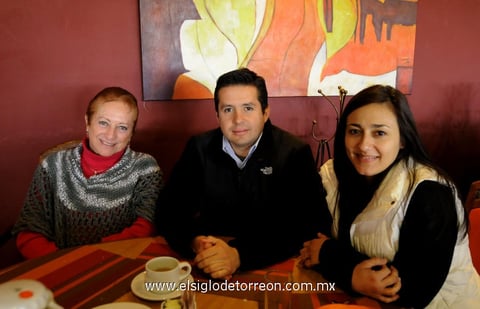 21012013 LICHITA,  Julio y Ana.