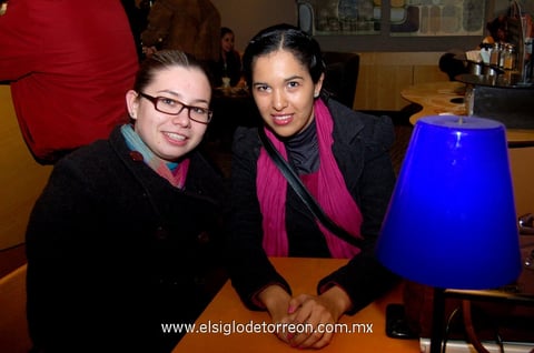 20012013 ELY  y Karla.