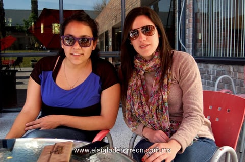 24012013 ANDREA  y Claudice.