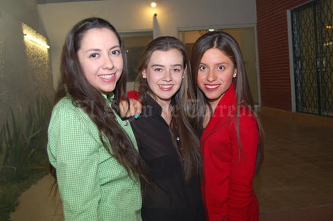 Marcela, Luz y Sofía.
