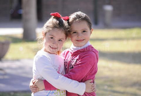 Silvia y Paulina.