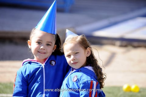 26012013 MICHELLE  y Ximena.