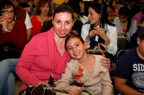 28012013 GABY  y Valeria.