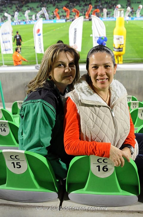 28012013 MARIELENA  y Mayela.