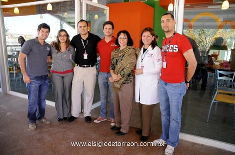 BERNARDO , Ana, Ricardo, Miguel, Norma, Silvia y Juan.