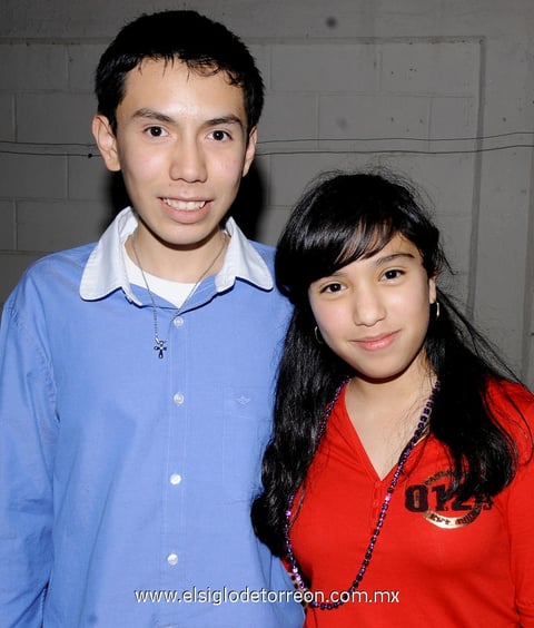 LUIS  y Sara.