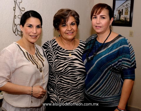 30012013 BRENDA , Tere y Mayté.