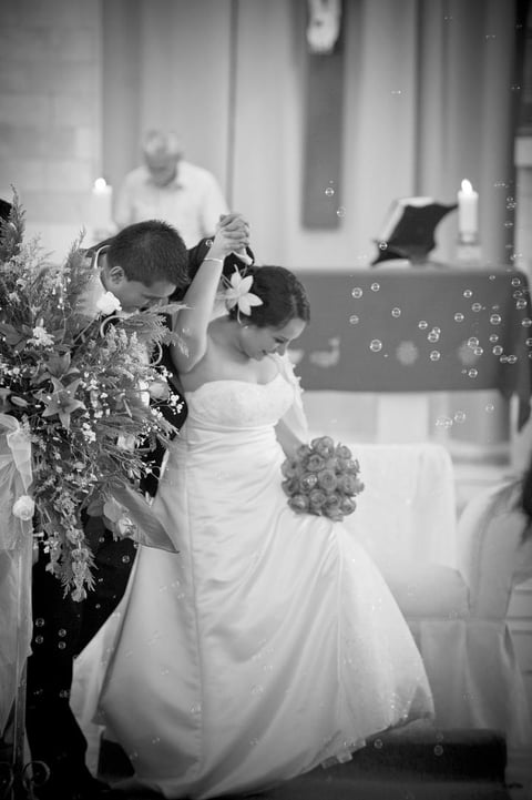 Ing. David Fernando Martínez Molina y C.P. Laura Medrano Lee el día de su matrimonio.-Edson Reséndiz Fotografía