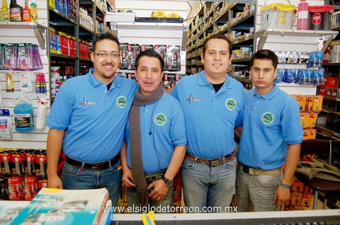 Misael,  Salvador, Édgar y Eduardo.