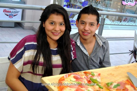 Valeria y Sebastián.