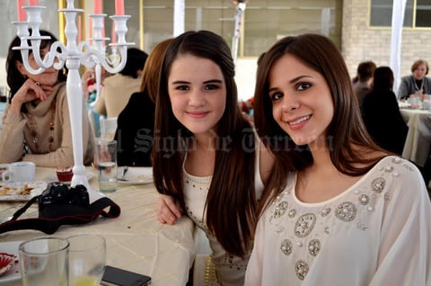 Caro y Cristy