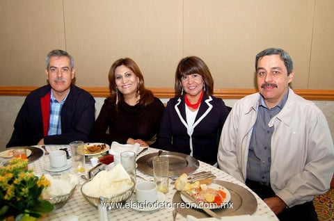 Ricardo, Elva, Patricia y Eduardo.