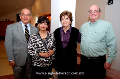 Ricardo , Cecilia, Ruth y Pepe.