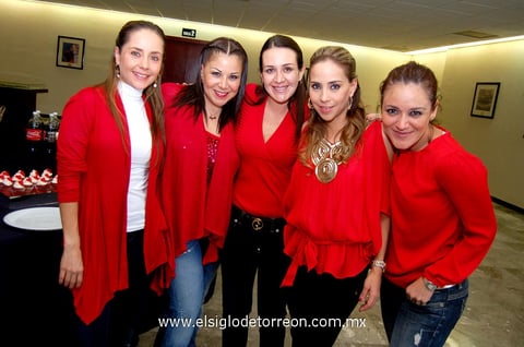 Fernanda, Lizeth, Claudia, Alicia e Hilda.