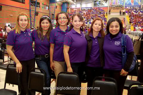 Claudia, Vianey, Ana Belem, Vianey, Rocío y Cristy.