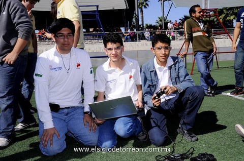 Guillermo, Leonardo y Alejandro.