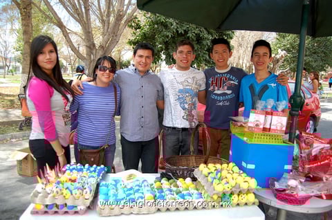 Lupita, Priscilla, Fracisco, Hans, Max y Alex.
