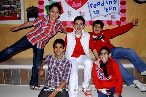 Beto , Dany, Richy, Andrés y José Carlos.