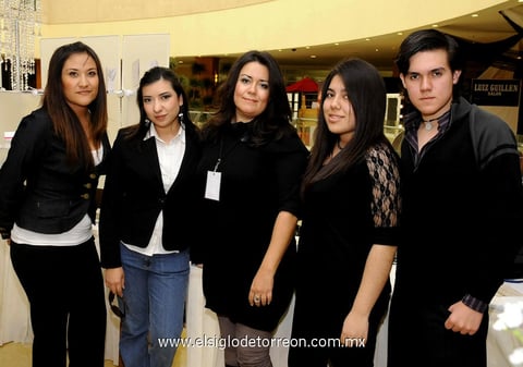 Denisse  Guerrero, Laura Ibarra, Janeth Gastaldi, Janeth  y Fernando Gastaldi.