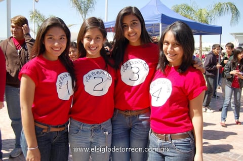 Mariana  Rebeca, Saddie y Sofía.
