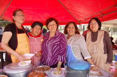 Delfina, Jose, Rosy, María Elena y Cuquis.