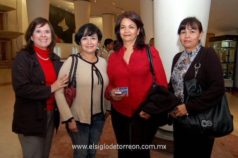 Patricia, Tere, Eréndira y Esperanza.