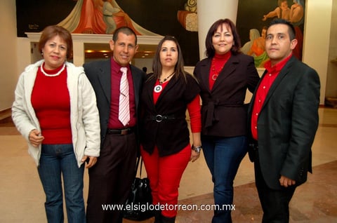 Doris , Rafael, Victoria, Yaneth y Gabriel.