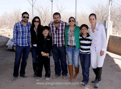 Los asistentes acudieron en familia a disfrutar del concurso.