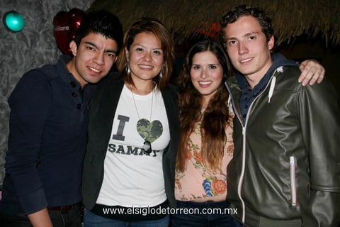 Miguel, Diana, Carla y Alan.