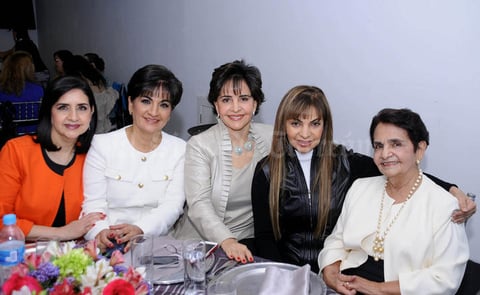 silvia, Lourdes, Velia, Rocío y Emma.