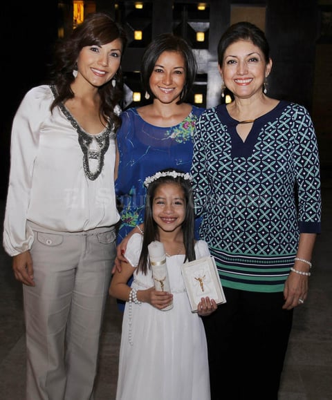 Mary Sofi, Martha, Karla y Martha.