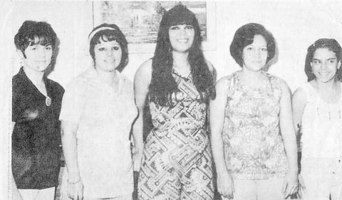 Guadalupe  de Rodríguez, Cristy Ramí­rez Haro, Rosario Rodríguez de Zugasti, Conchis de la O y Guillermina Rojas, hace algunos años.