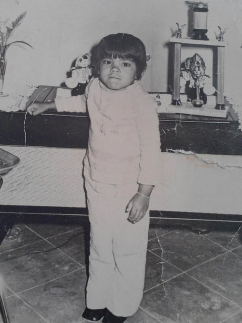 Nancy Ruelas, aquí cumpliendo 3 años de edad, hoy  Sra. de Luna.