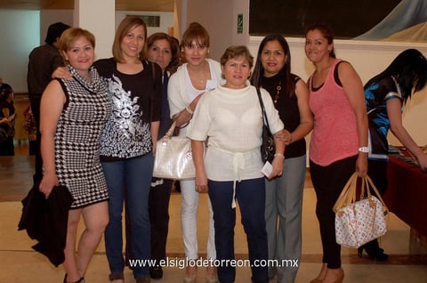 ROSARIO , Claudia, Diana, Brenda, Idalia, Norma y Gladis.