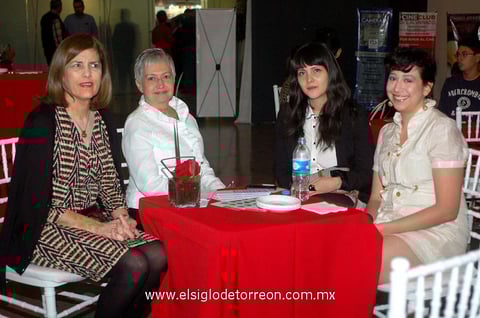 ELLIOT , Roldán, Flora y Érick.