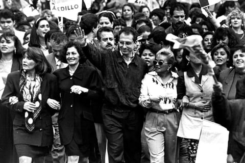 Con Ernesto Zedillo tuvo una relación de confrontación durante su gestión cuando él era el titular de la Secretaría de Educación Pública (SEP), pero cuando fue electo Presidente hubo un trato cordial.