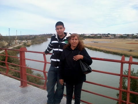 Ángel Garay con Guadalupe Carrera en Piedras Negras Coahuila.