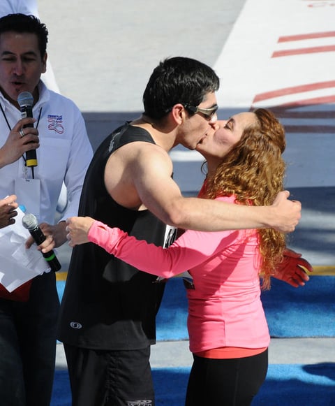 Grandes emociones se vivieron cuando los atletas cruzaban la meta. Hasta peticiones de matrimonio hubo en la meta del Maratón Lala. La chica dijo que sí.