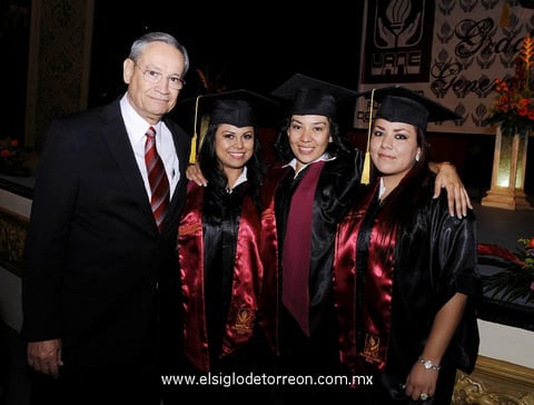 Higinio  González, María Carmen Arjón, Karen Pérez y Perla Díaz.