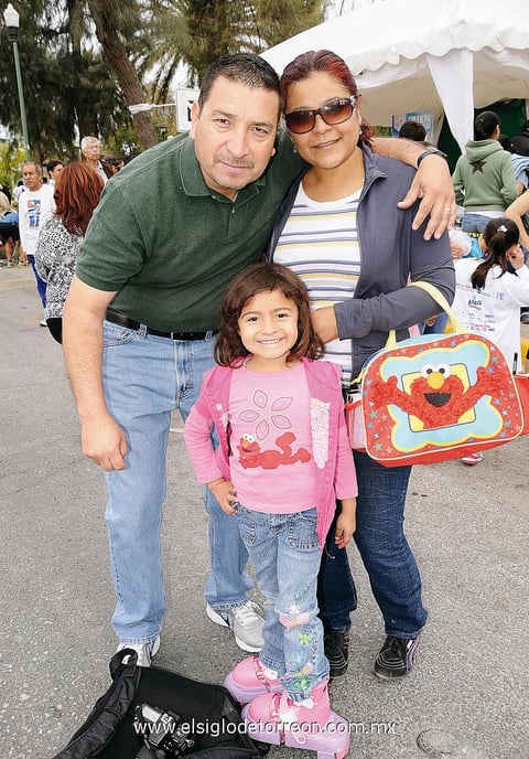 Antonio, Doris y María.