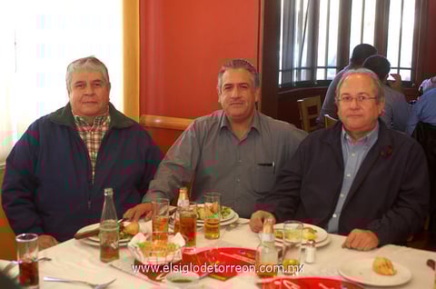 PABLO,  Abel y Carlos.