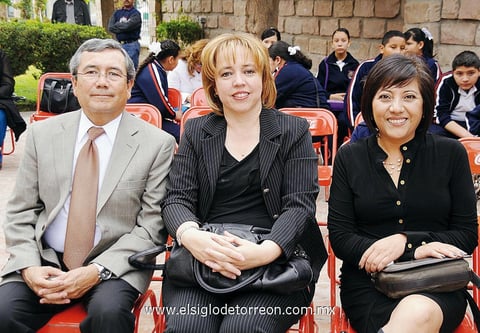 Jesús González, Martha Silvia Argüelles y Zenorina Ramírez.