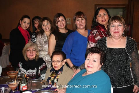 BELEM  Silveyra, Socorro Silveyra, Norma de Silveyra, Lucy Silveyra, Tuty Martínez, Blanca de Silveyra, Bety de Chávez, Olga Goray, Socorro Goray y Gaby Silveyra.