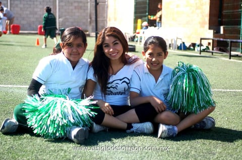 Natalia , Vianey y Marifer.