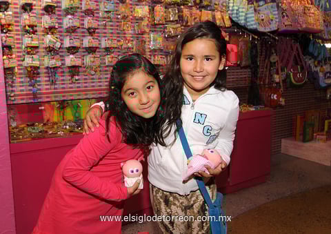 MARYFER  y Paulina.