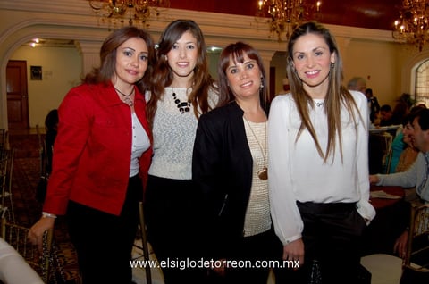 ROSA MARíA , María, Betty y Gracia.