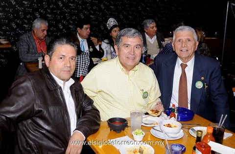 Gerardo , Jesús y Guillermo.