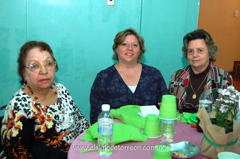 Raquel, Cristy y Cristina.