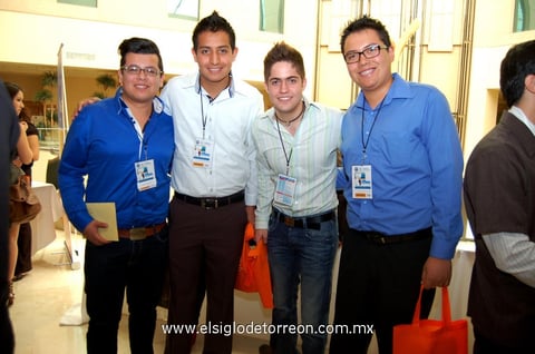 Alejandro , Alan, Jorge y Sebastián.